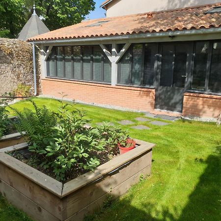 L'Inattendu Bed & Breakfast Saint-Sebastien-sur-Loire Exterior photo