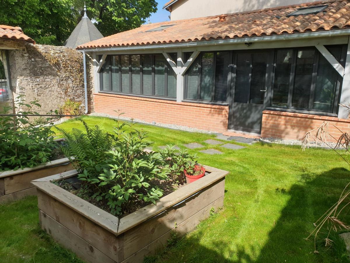 L'Inattendu Saint-Sebastien-sur-Loire Exterior photo